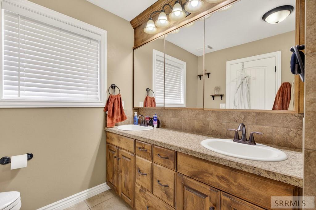 2890 N Sunlight Drive Property Photo 24