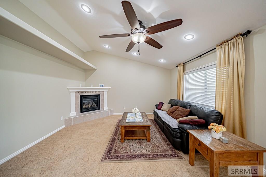 4428 High Desert Drive Property Photo 10