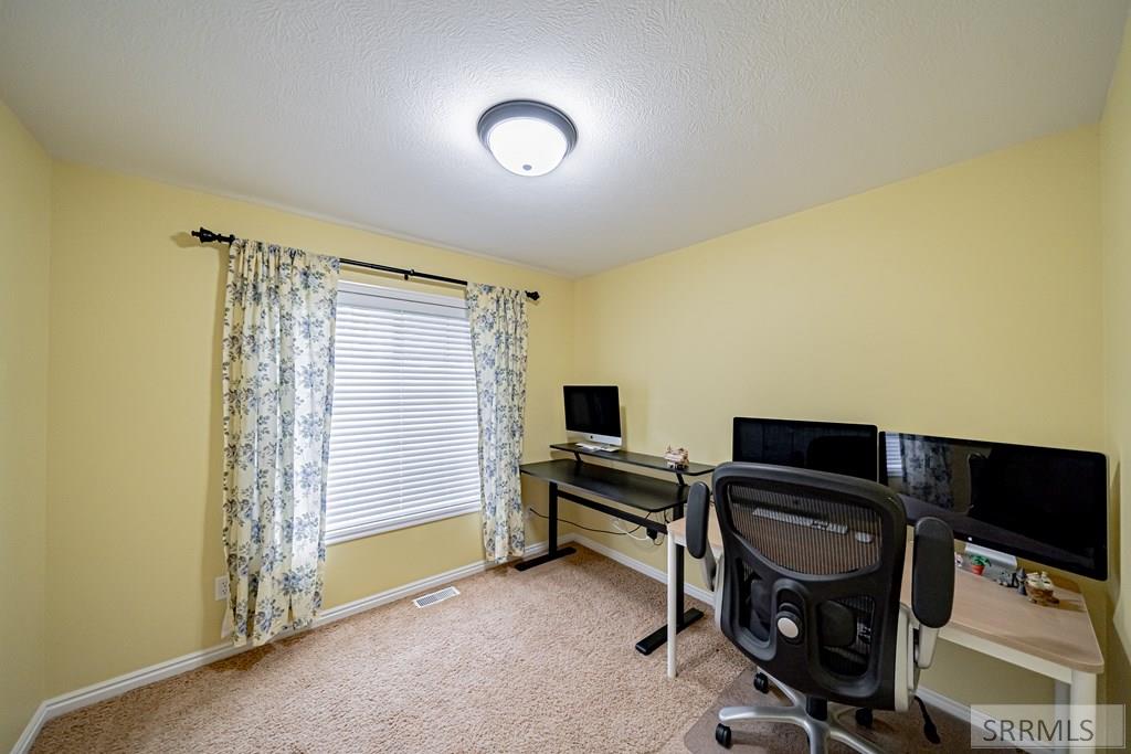4428 High Desert Drive Property Photo 35