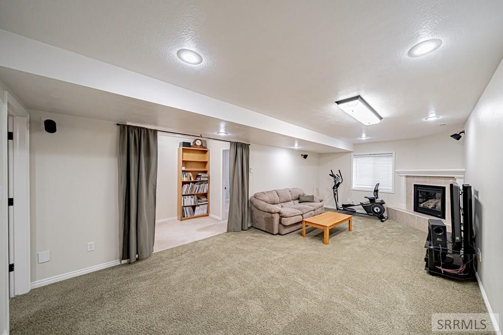 4428 High Desert Drive Property Photo 39