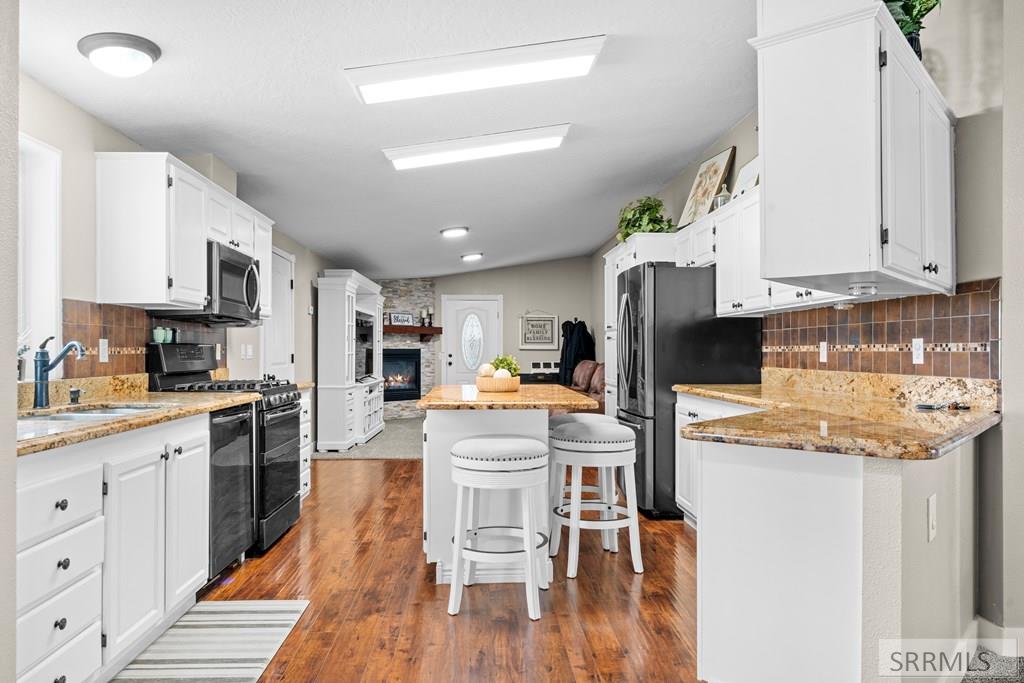 853 E 900 N Property Photo 11