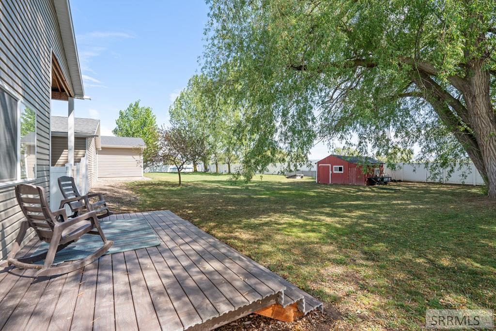853 E 900 N Property Photo 63