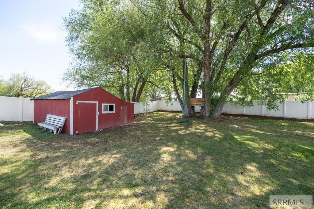 853 E 900 N Property Photo 65