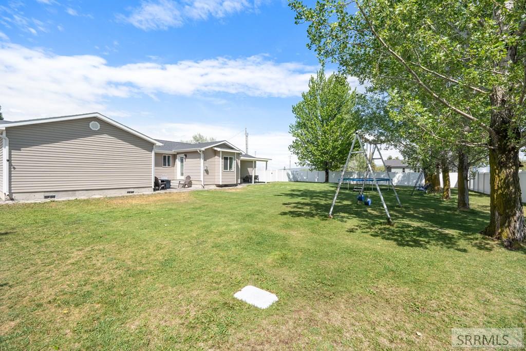 853 E 900 N Property Photo 66