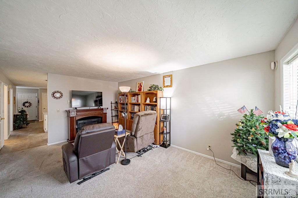 1085 Canal Property Photo 8