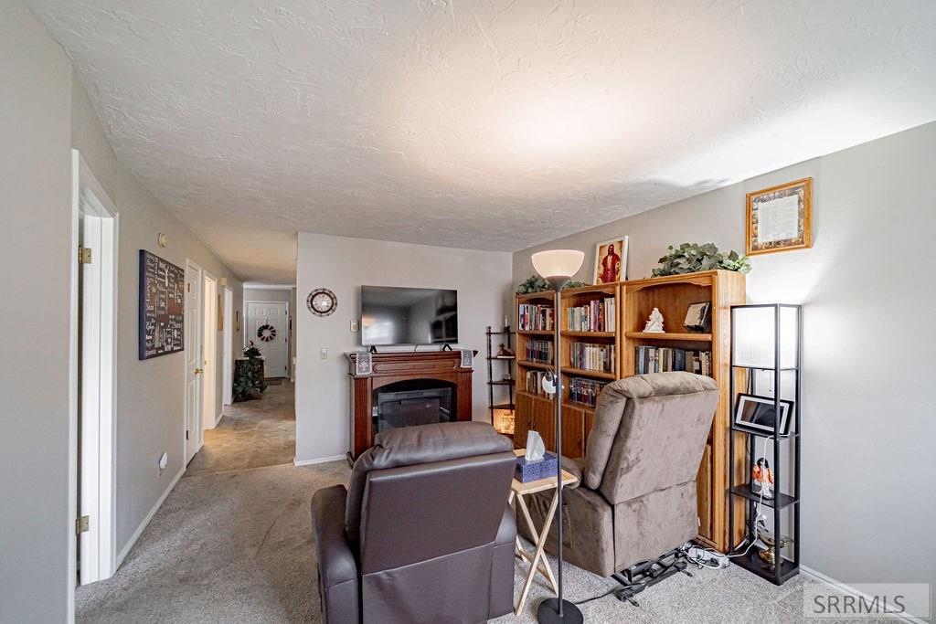 1085 Canal Property Photo 9