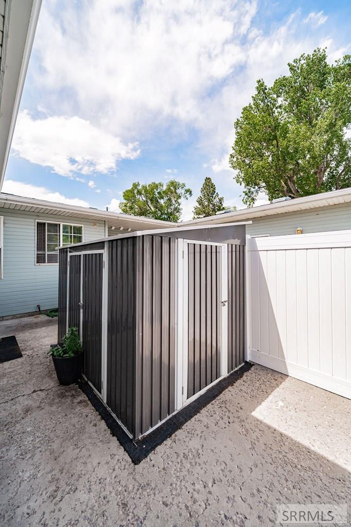 1085 Canal Property Photo 38