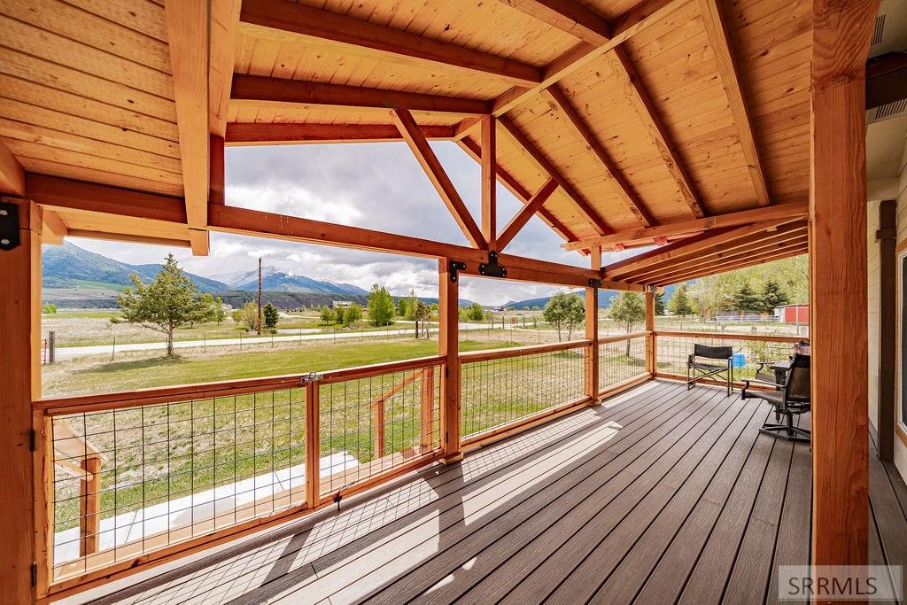 561 Irwin North Road Property Photo 8