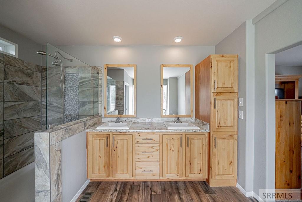 561 Irwin North Road Property Photo 40