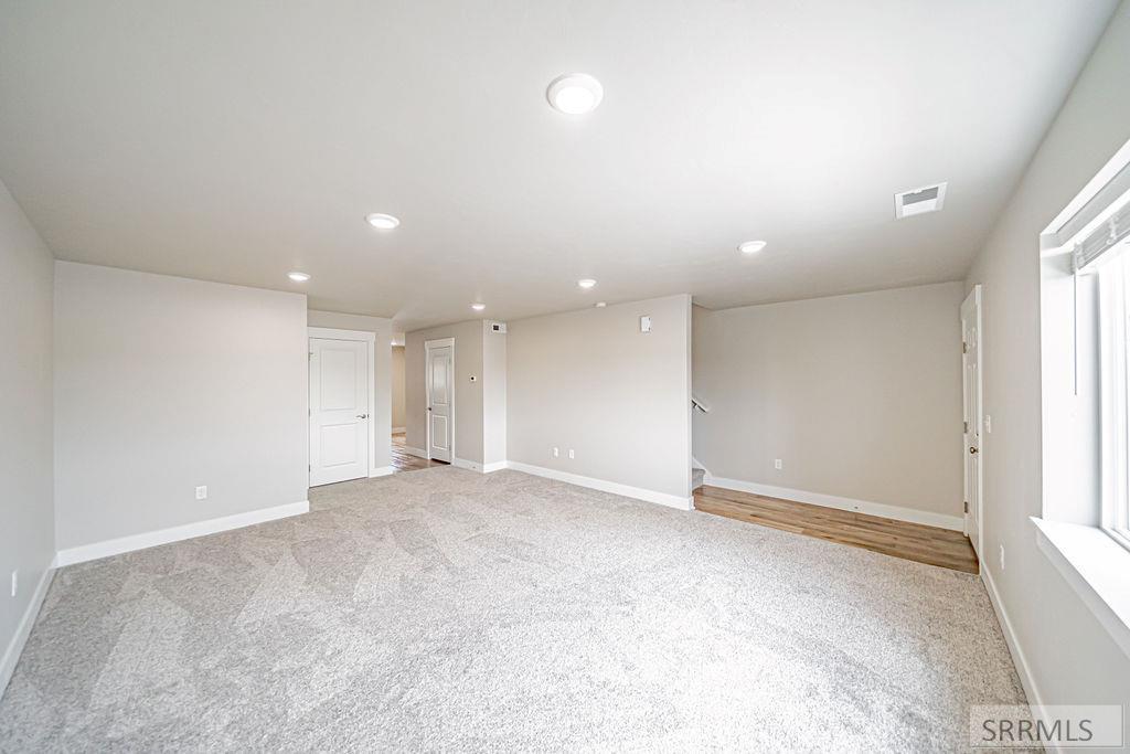 2015 1501 Lawrence Lane # 1501 Property Photo 4