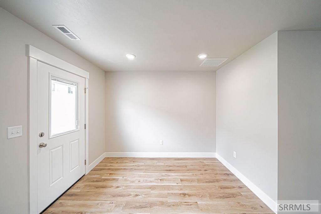 2015 1501 Lawrence Lane # 1501 Property Photo 8