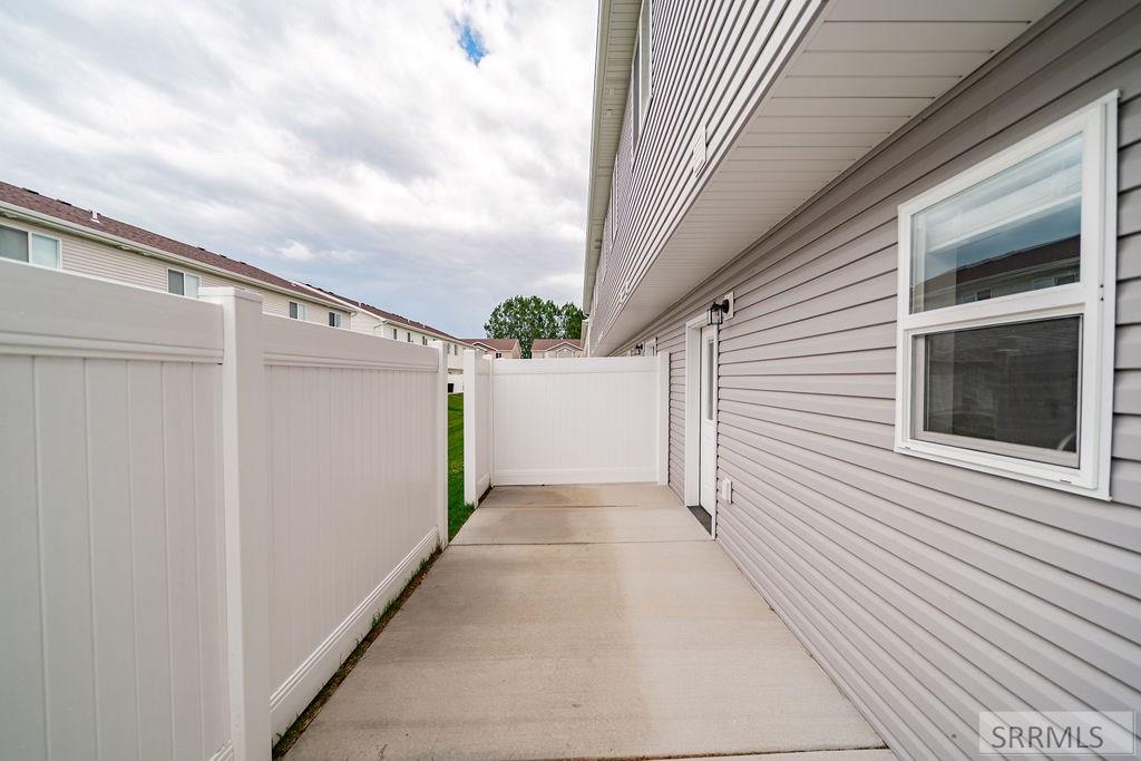 2015 1501 Lawrence Lane # 1501 Property Photo 22