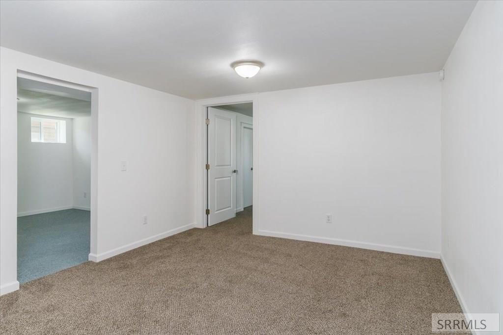 511 E Poplar Street Property Photo 22