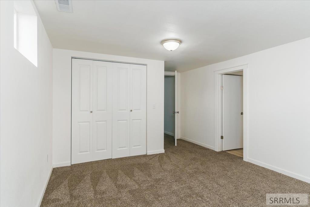511 E Poplar Street Property Photo 27