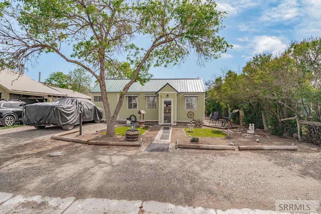 643 Decoria Avenue Property Photo 4
