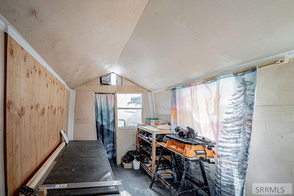 643 Decoria Avenue Property Photo 41