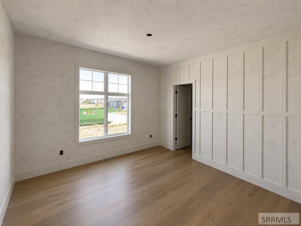 566 Stonebridge Property Photo 11