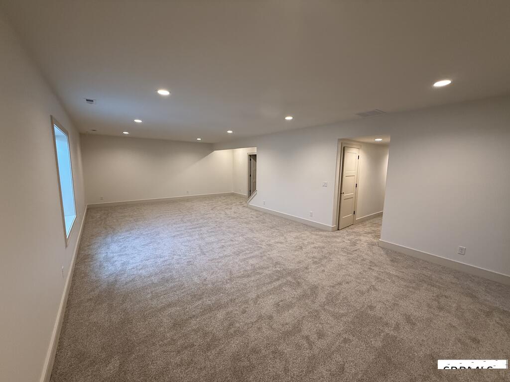 566 Stonebridge Property Photo 14