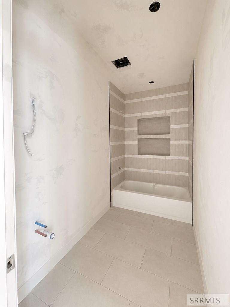 566 Stonebridge Property Photo 17