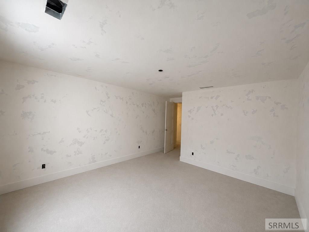 566 Stonebridge Property Photo 19