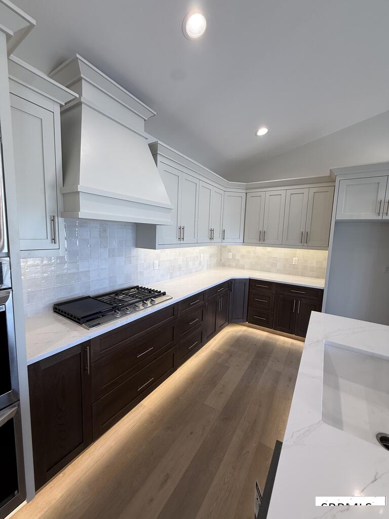 566 Stonebridge Property Photo 20