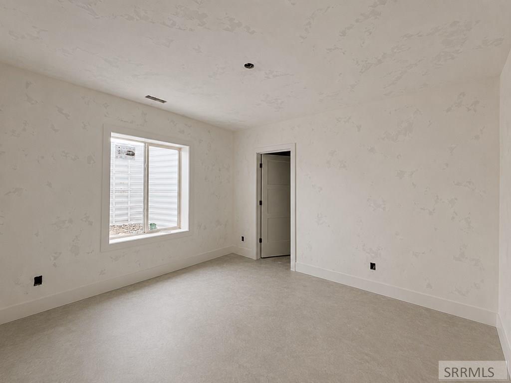 566 Stonebridge Property Photo 21