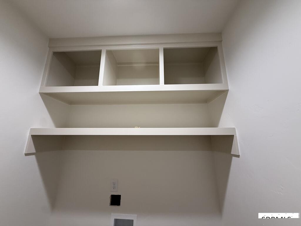 566 Stonebridge Property Photo 22