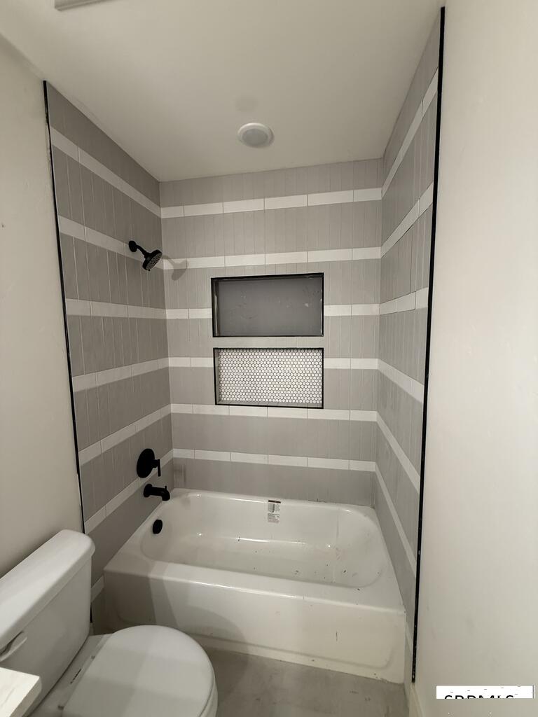 566 Stonebridge Property Photo 35