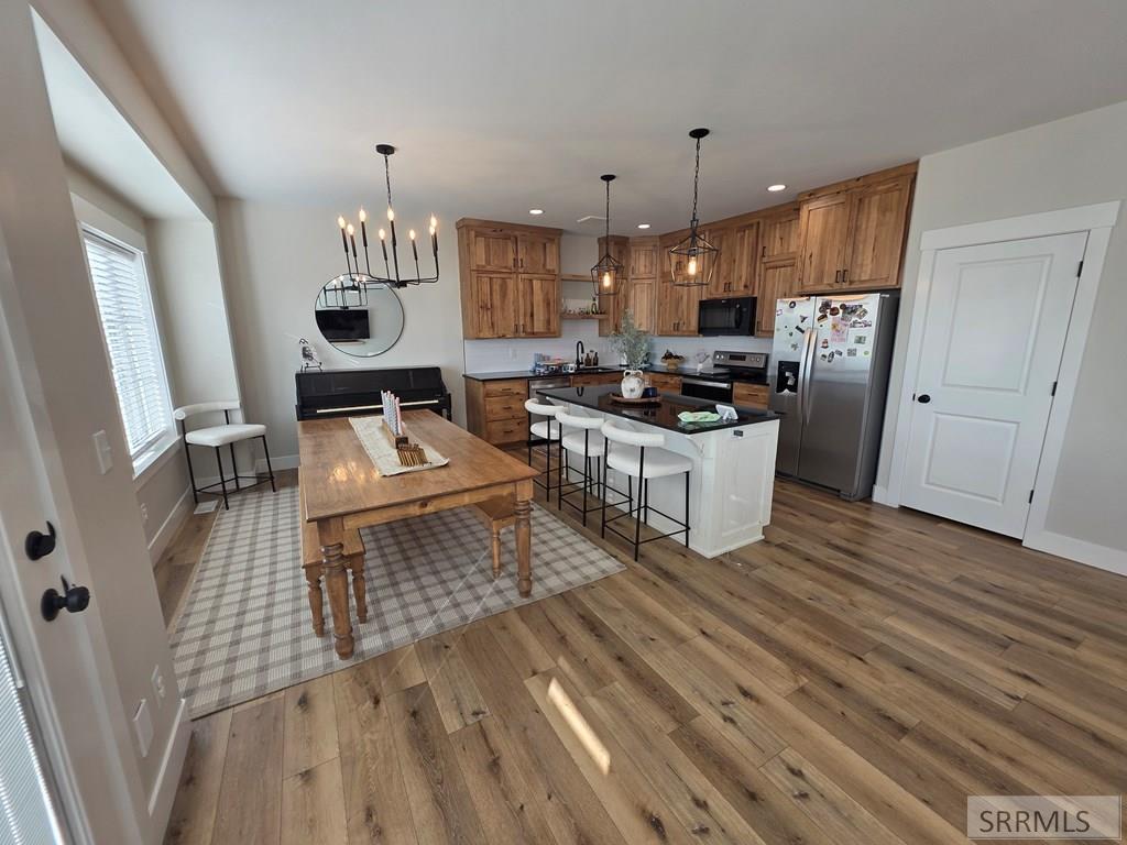 1104 Cypress Loop Property Photo 13
