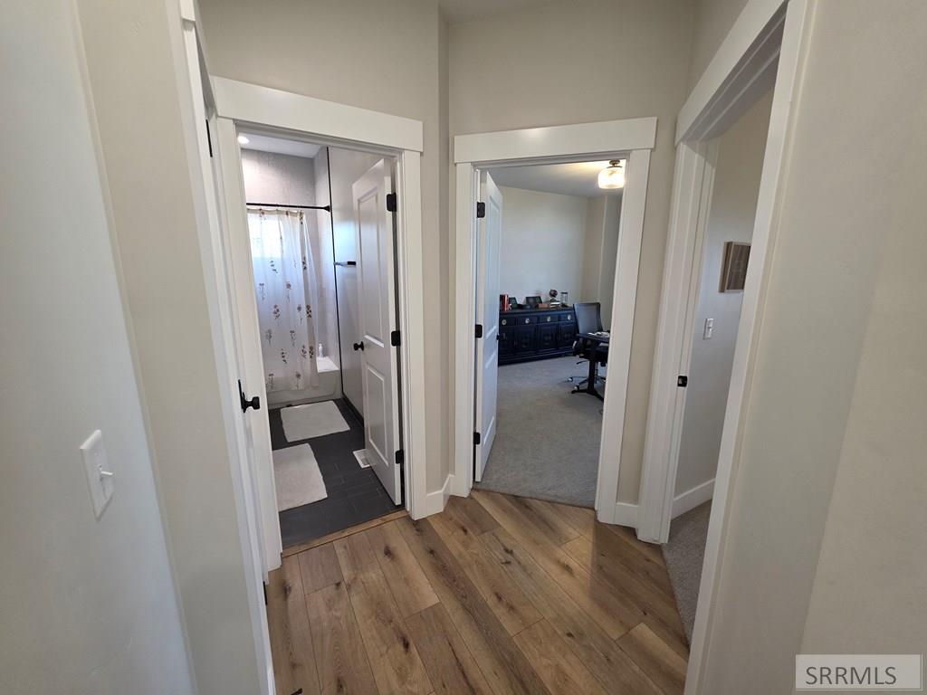 1104 Cypress Loop Property Photo 31