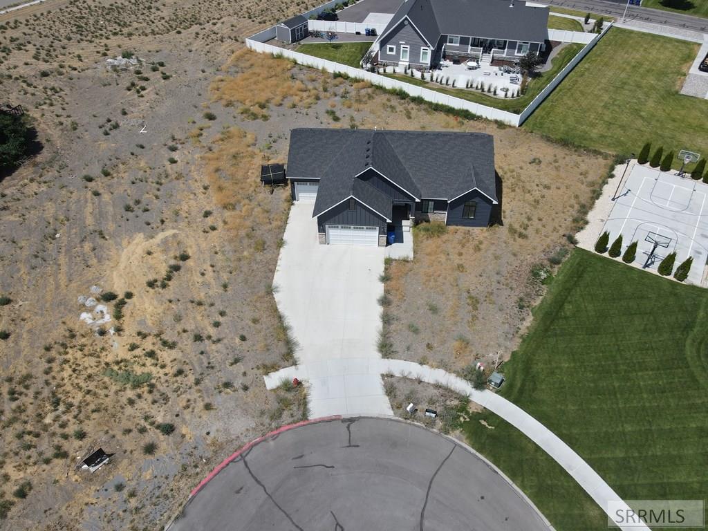 1104 Cypress Loop Property Photo 40