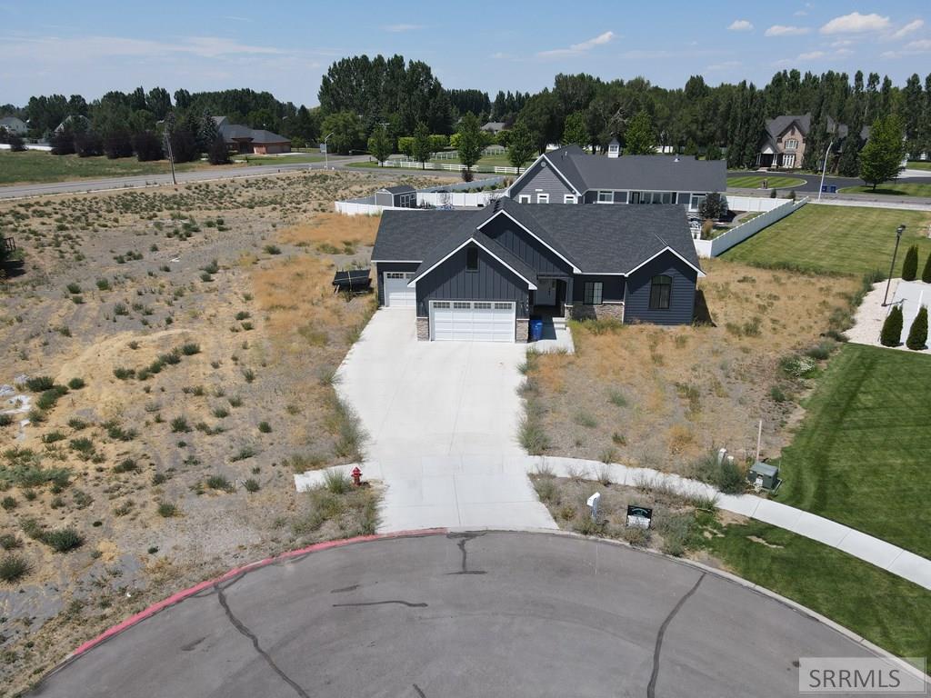 1104 Cypress Loop Property Photo 42