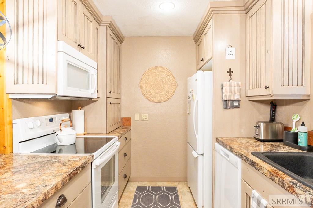 3505 Rocky Lane Property Photo 6