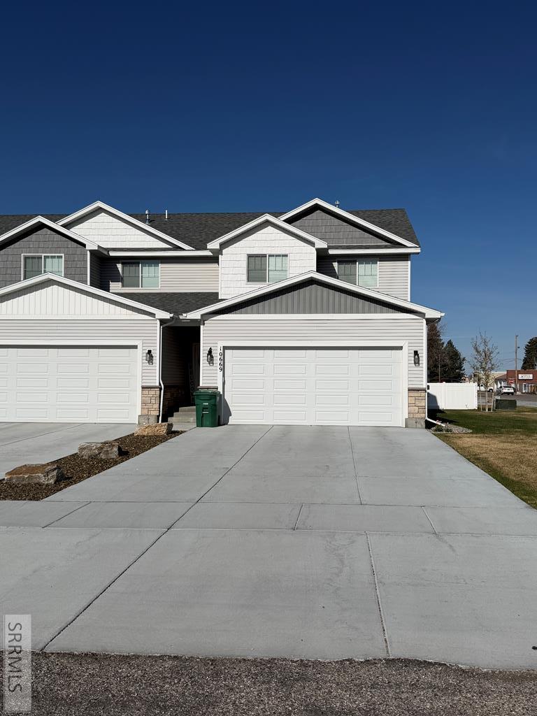 10669 36th E Property Photo 1