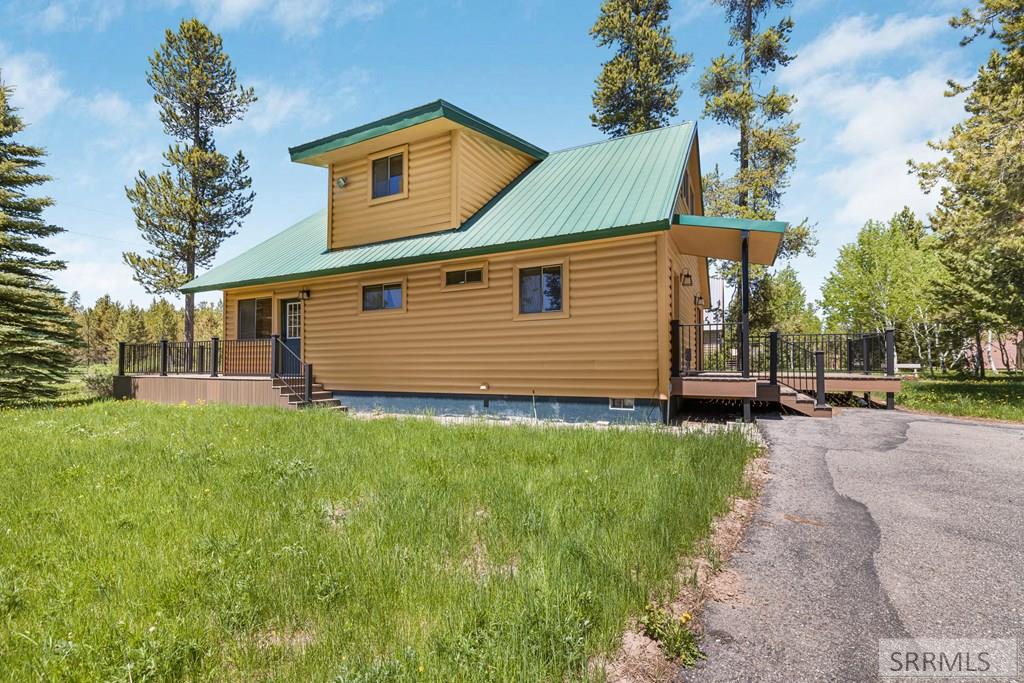 4001 Otter Trail Property Photo 2
