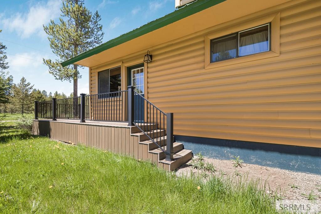 4001 Otter Trail Property Photo 5