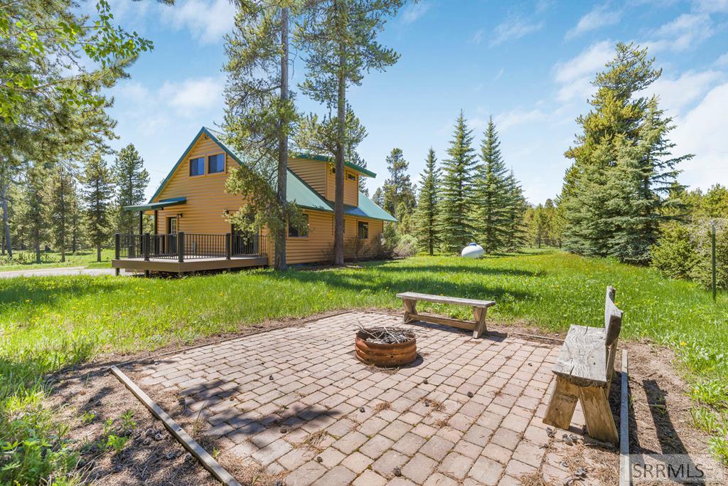 4001 Otter Trail Property Photo 9