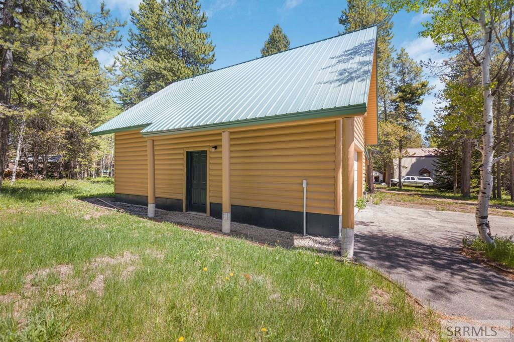 4001 Otter Trail Property Photo 11