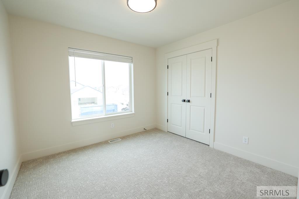 1180 Sharra Avenue Property Photo 11