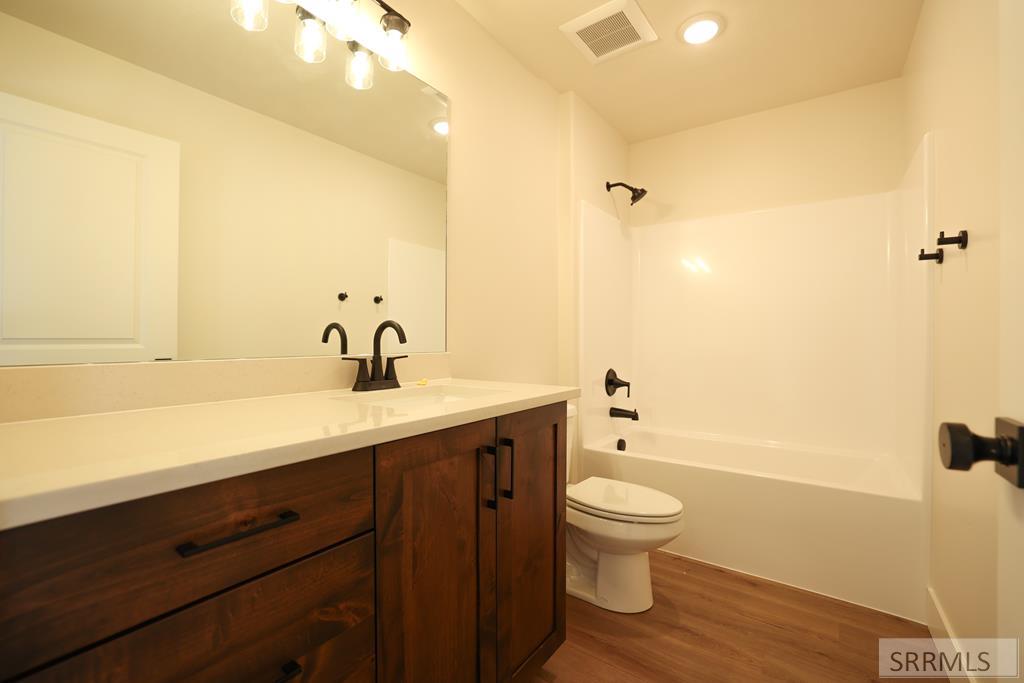 1180 Sharra Avenue Property Photo 15
