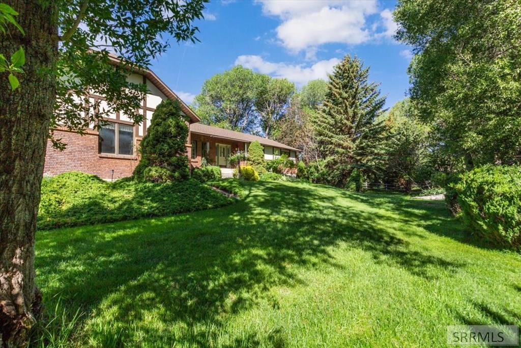 448 N 4108 E Property Photo 4