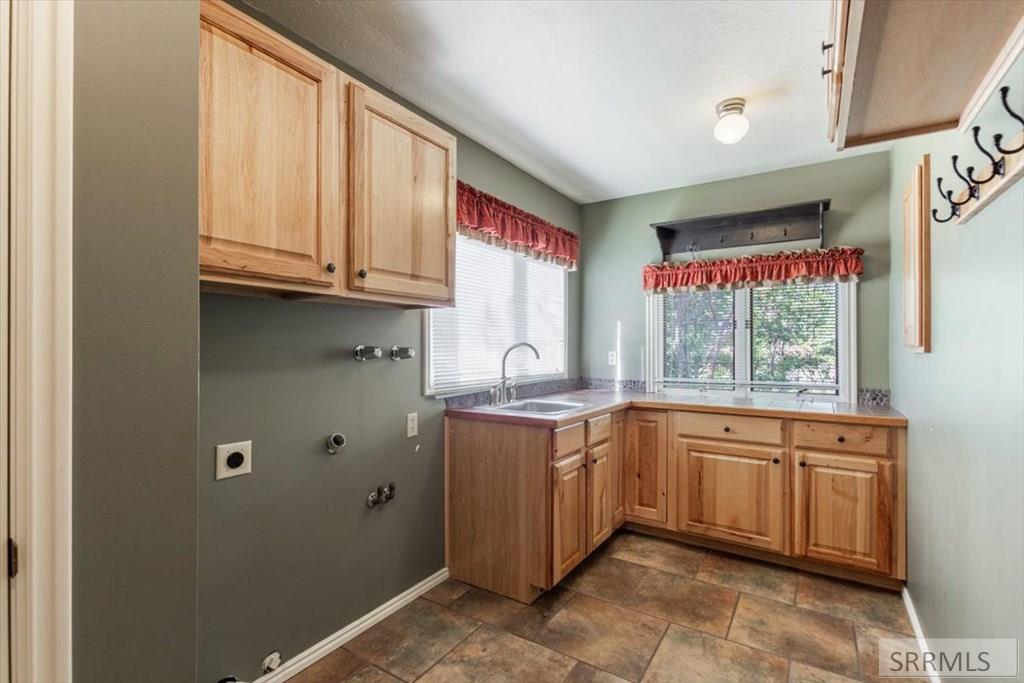 448 N 4108 E Property Photo 39