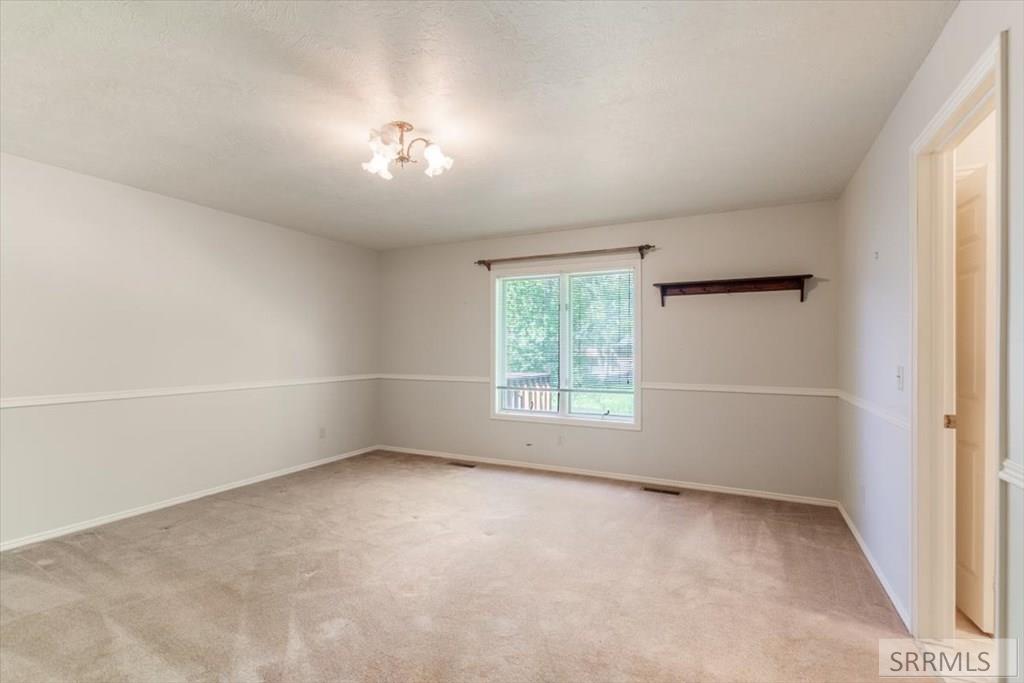 448 N 4108 E Property Photo 41