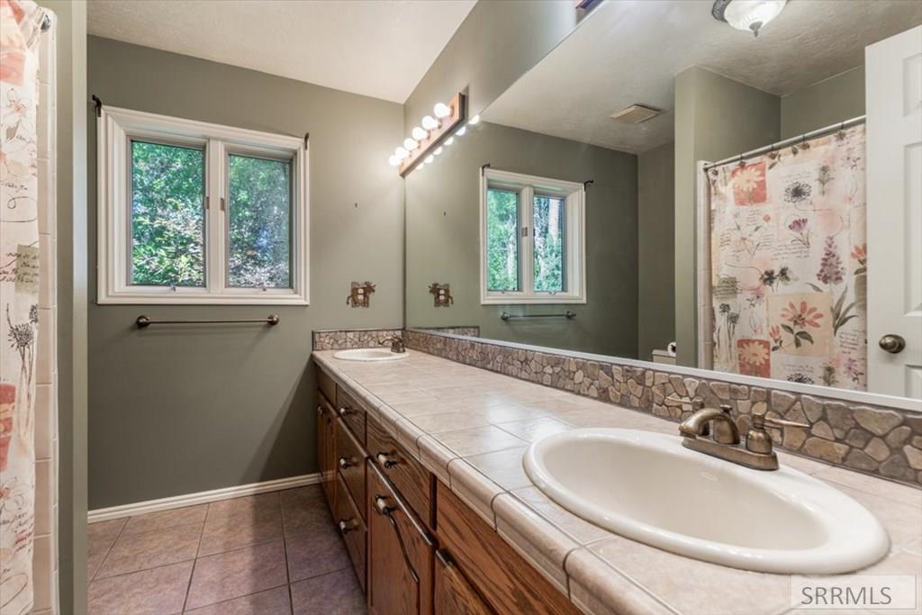 448 N 4108 E Property Photo 44