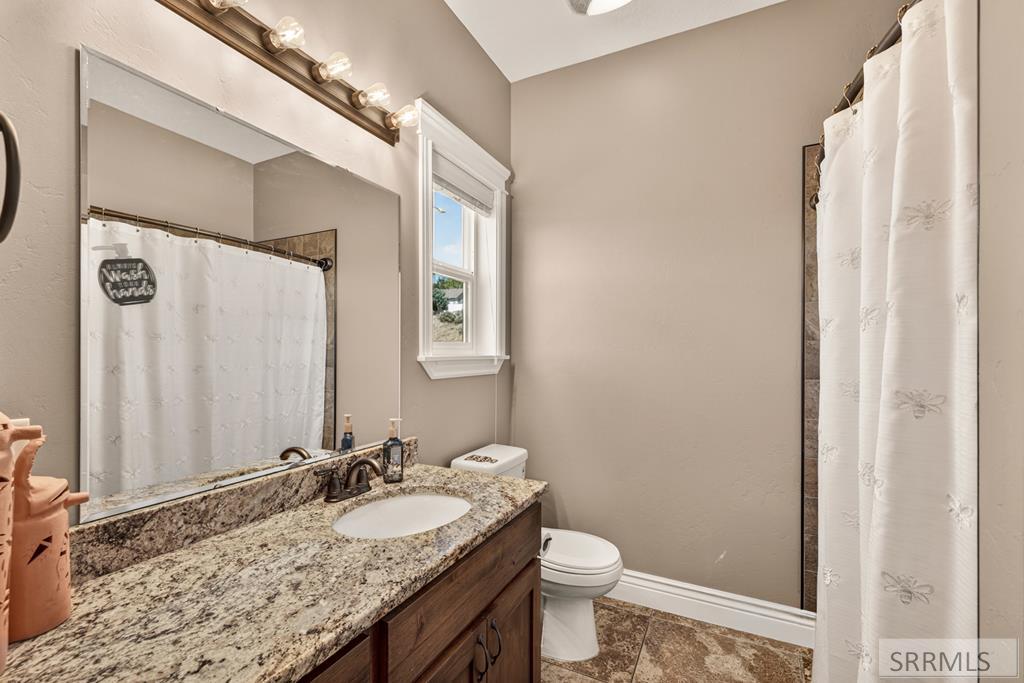 1600 Surprise Valley Road Property Photo 13