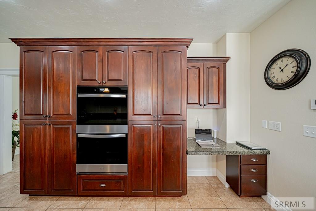 5930 E Pheasant Drive Property Photo 25