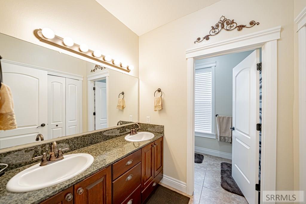 5930 E Pheasant Drive Property Photo 55