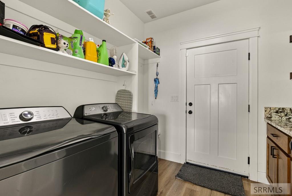 233 Park View Loop Property Photo 19