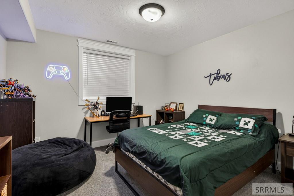 233 Park View Loop Property Photo 25