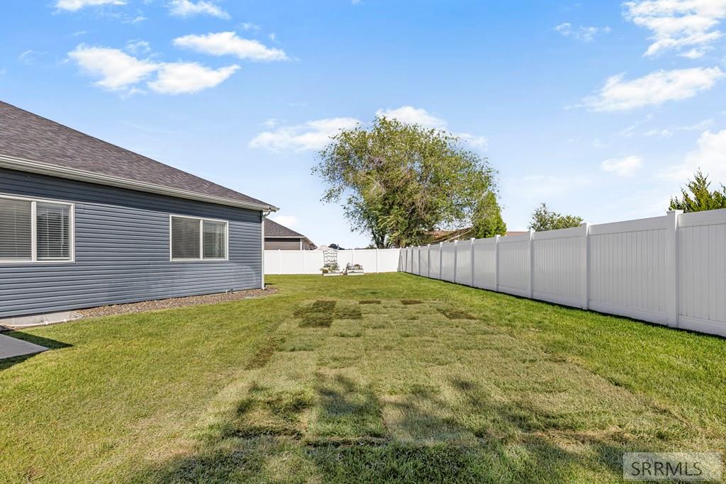 233 Park View Loop Property Photo 30
